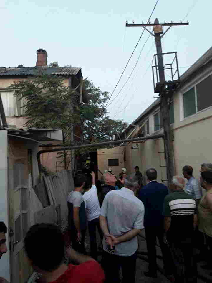 Məcburi köçkünlərin məskunlaşdığı binada     YANÄžIN - FOTO