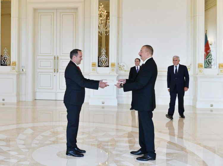 Prezident yeni səfirlərin etimadnamələrini   qəbul etdi (FOTO-YENİLƏNİB)