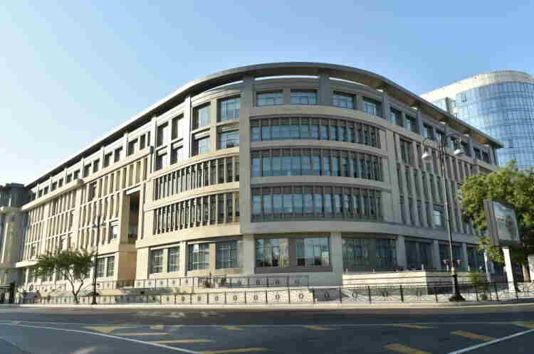 İlham Əliyev və xanımı   məktəb-liseyin açılışında (FOTOLAR-YENİLƏNİB)