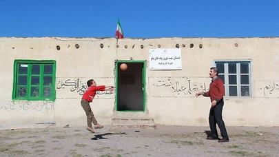 Bu məktəbin cəmi bir şagirdi var -  FOTO