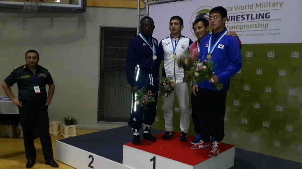 Güləşçimiz dünya çempionu oldu -  FOTO