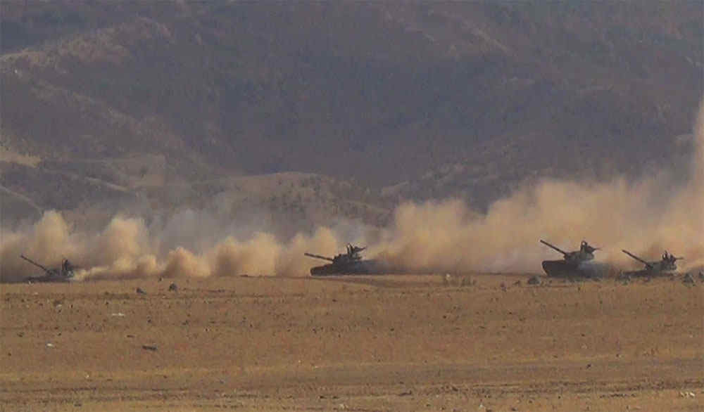 Azərbaycan raket atdı -   Nazir belə reaksiya verdi (FOTOLAR)