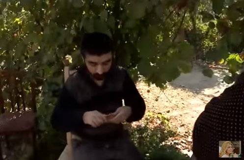 Xoşqədəmin verilişindəki zəncirlənmiş oğlan əhvalatı    QURMA ÇIXDI (FOTOLAR-VİDEO)