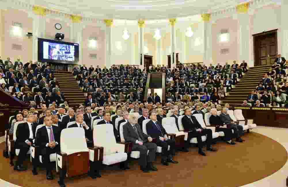 Lütfi Zadə ilə vida mərasimi    başa çatdı (YENİLƏNİB)