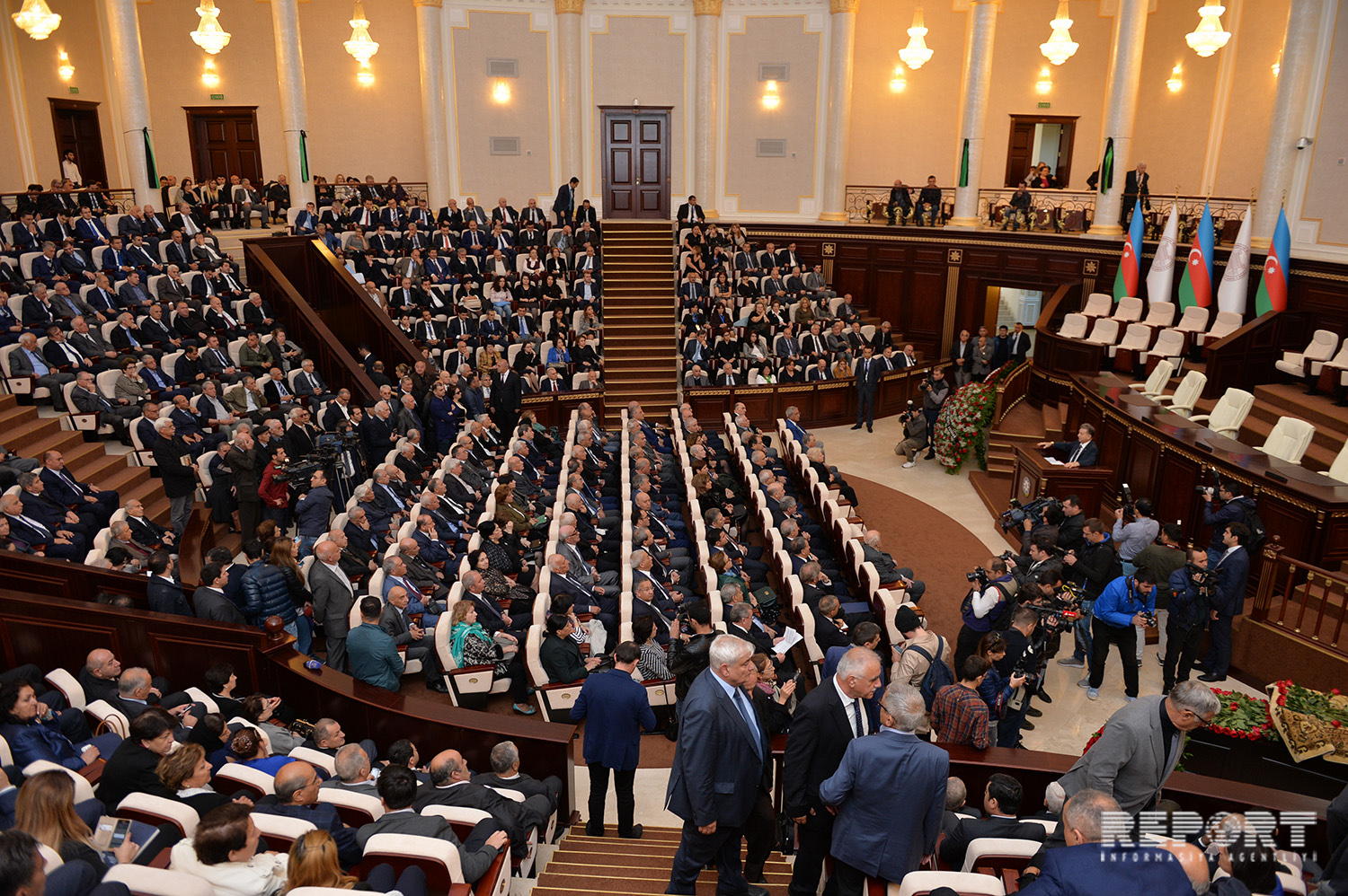 Lütfi Zadə ilə vida mərasimi    başa çatdı (YENİLƏNİB)