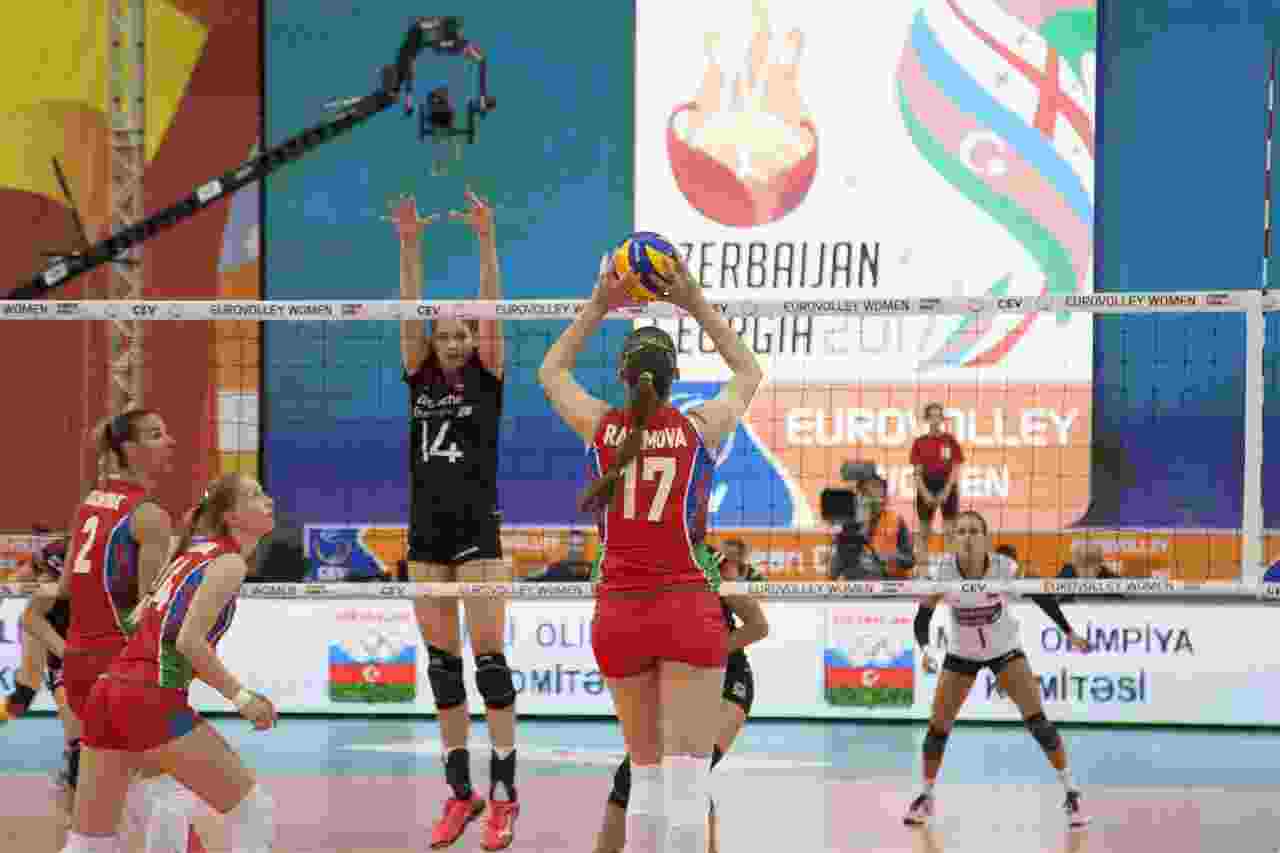 Millimiz almanları darmadağın  etdi - YARIMFİNALDAYIQ (FOTOLAR)