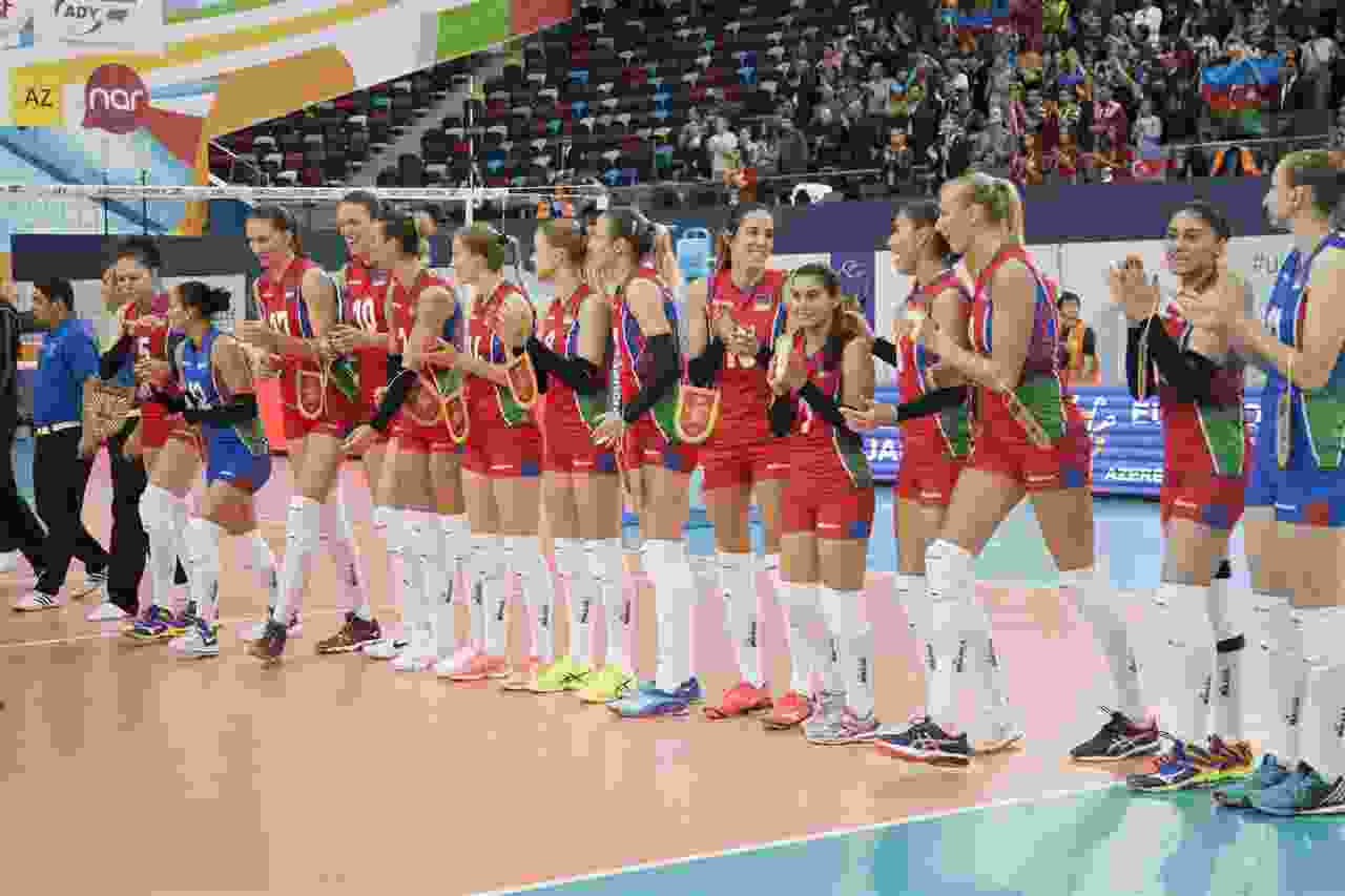 Millimiz almanları darmadağın  etdi - YARIMFİNALDAYIQ (FOTOLAR)