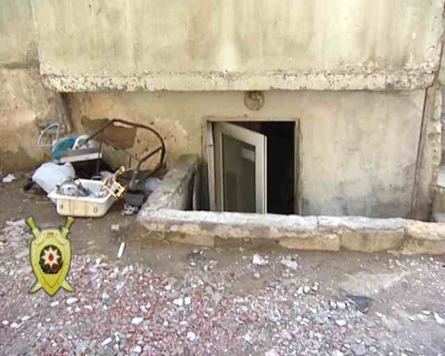 Bakıda dəmir heykəlləri oğurlayanlar tutuldu -  metal qəbulu məntəqələrinə satırmışlar (FOTO)
