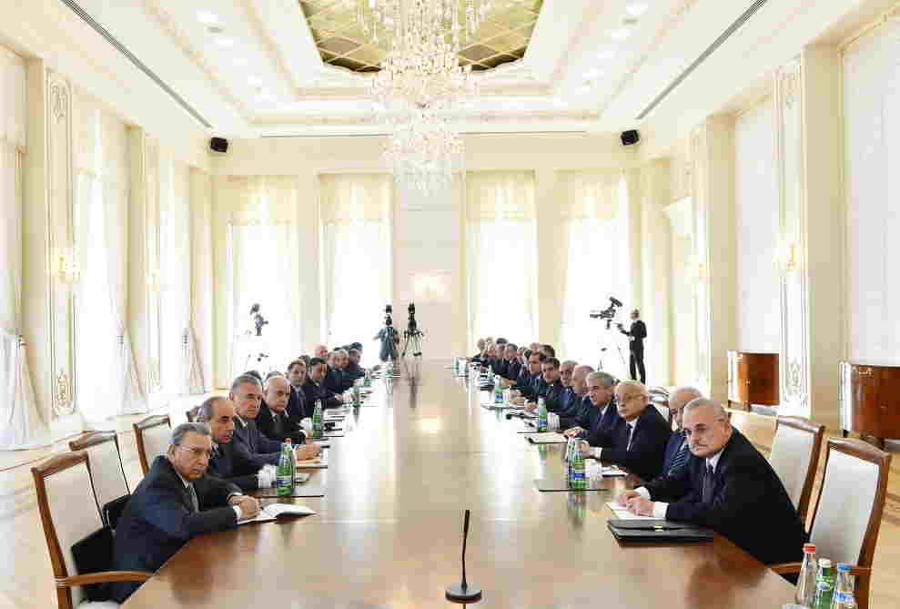 Prezident nazirləri TOPLADI -   Mikayıl Cabbarov hesabat verdi (YENİLƏNİB)