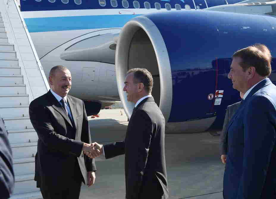 İlham Əliyev Soçiyə getdi -   FOTO