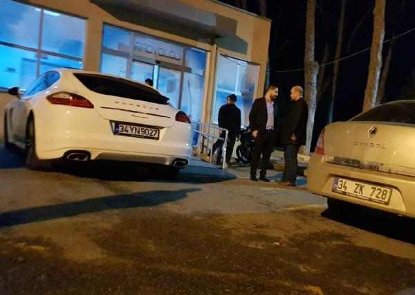 Türkiyəli müğənni avtomobilində güllələndi -    FOTOLAR