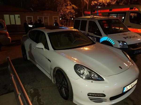 Türkiyəli müğənni avtomobilində güllələndi -    FOTOLAR