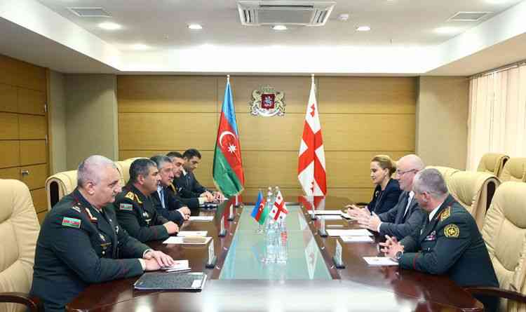 Zakir Həsənov gürcüstanlı həmkarı ilə görüşdü -    FOTO