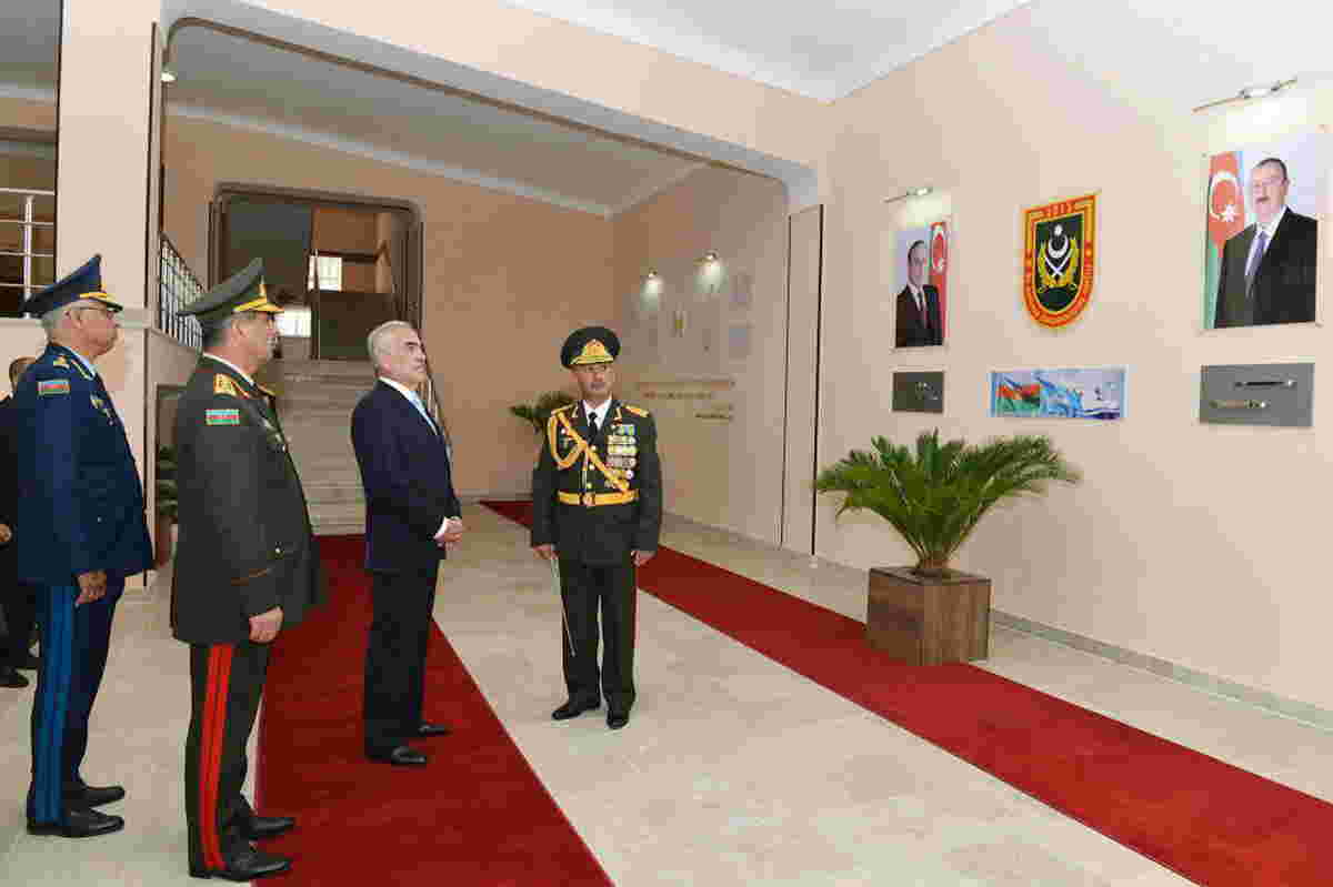 Naxçıvanda hərbi parad keçirilib - FOTOLAR