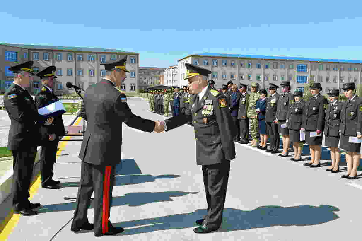 Naxçıvanda hərbi parad keçirilib - FOTOLAR