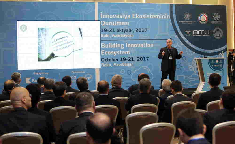 Leyla Əliyeva Mikayıl Cabbarovla seminarda -   FOTOLAR