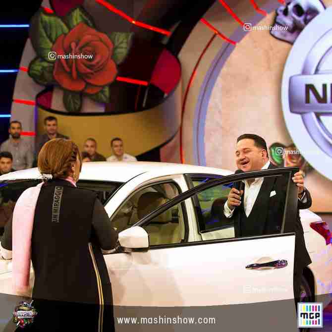 Maşın ətrafında GƏRGİN GECƏ â€“  Kim qalib olacaq? - FOTO