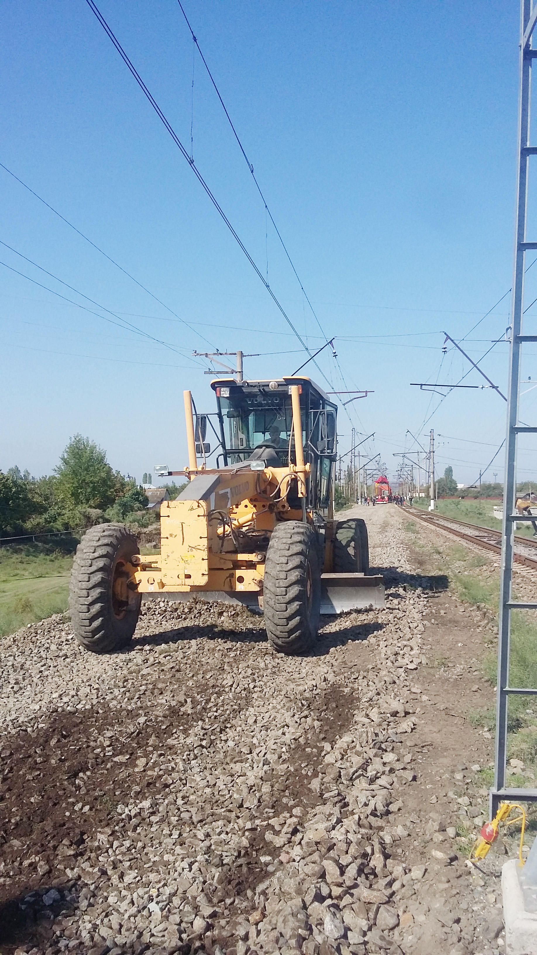 12,8 km dəmir yolu əsaslı təmir olunur -  FOTO