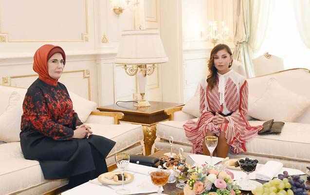 Birinci xanımların görüşündən -  FOTOLAR