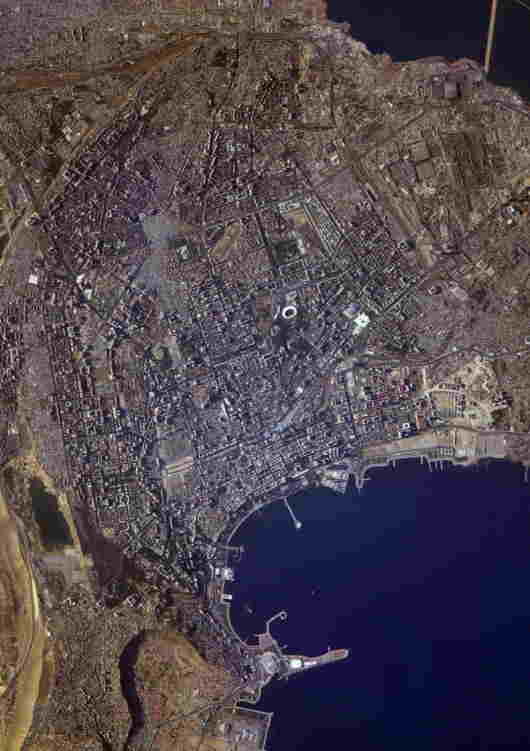 Bakının kosmosdan görüntüləri - FOTO