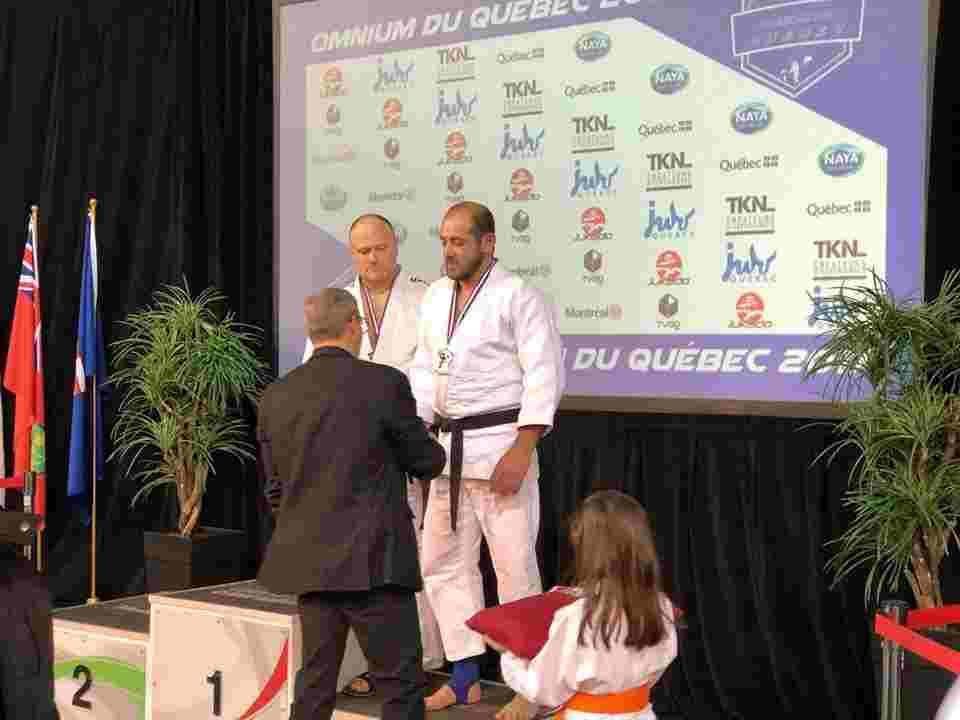 Xaricdə yaşayan daha bir idmançıdan medal sevinci  - FOTO