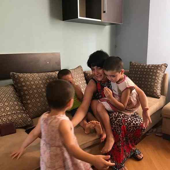 3 uşağını atıb başqasına qaçan anadan  XƏBƏR VAR - FOTO