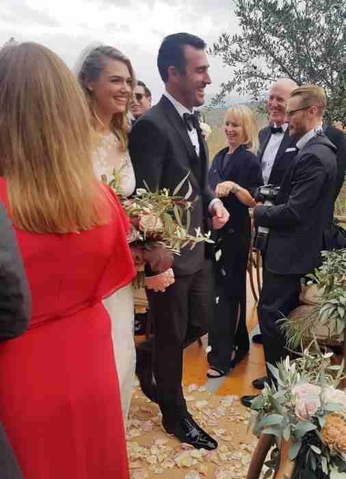 Aktrisanın gizli toyundan FOTOLAR