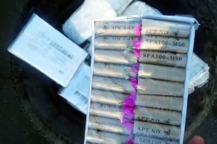 Avtomobilin təkərlərindəki şinlərdən partlayıcı çıxdı -  FOTOLAR