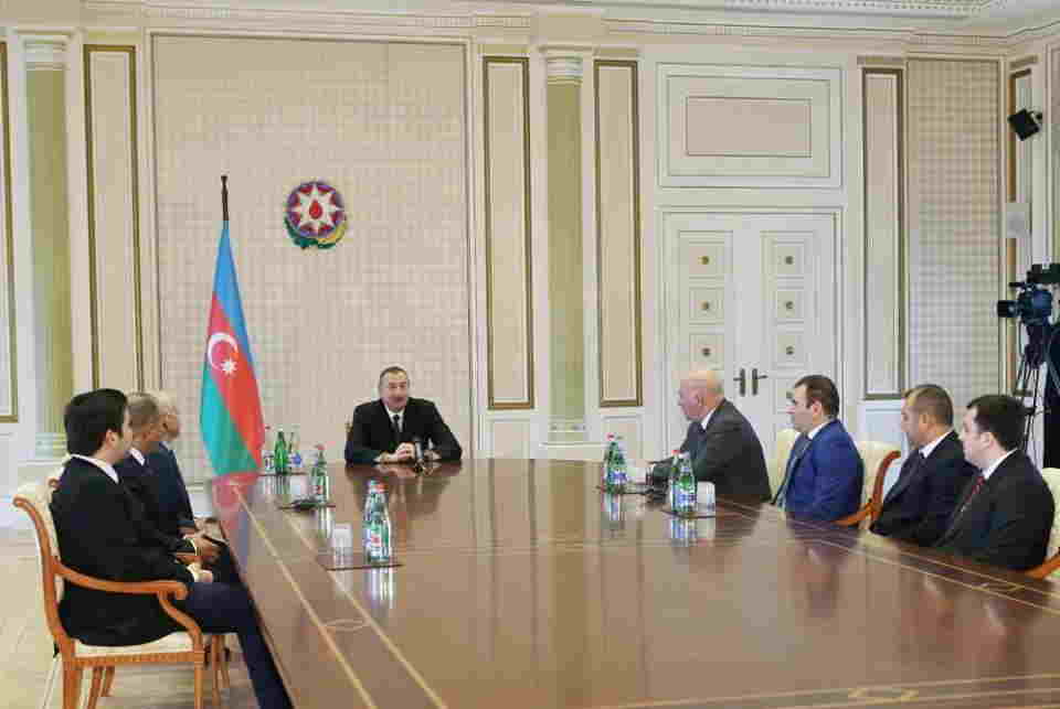 Prezident şahmatçıları qəbul etdi -   FOTOLAR