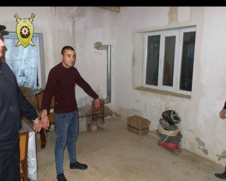 Fermaya basqın edən şəxslərin    görüntüləri yayıldı (FOTO)