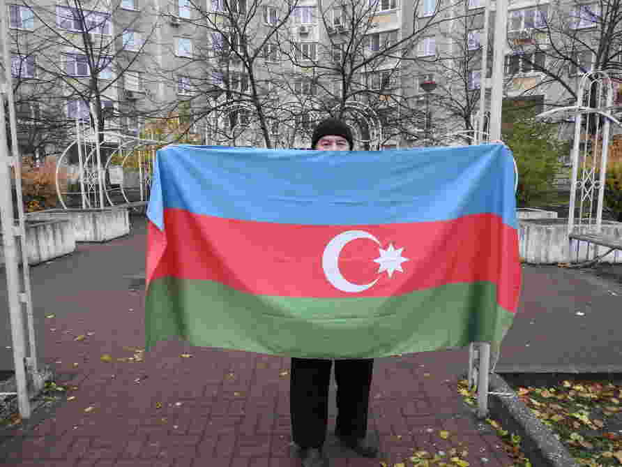 Dövlət Bayrağı Günü Kiyevdə aksiya -  FOTOLAR