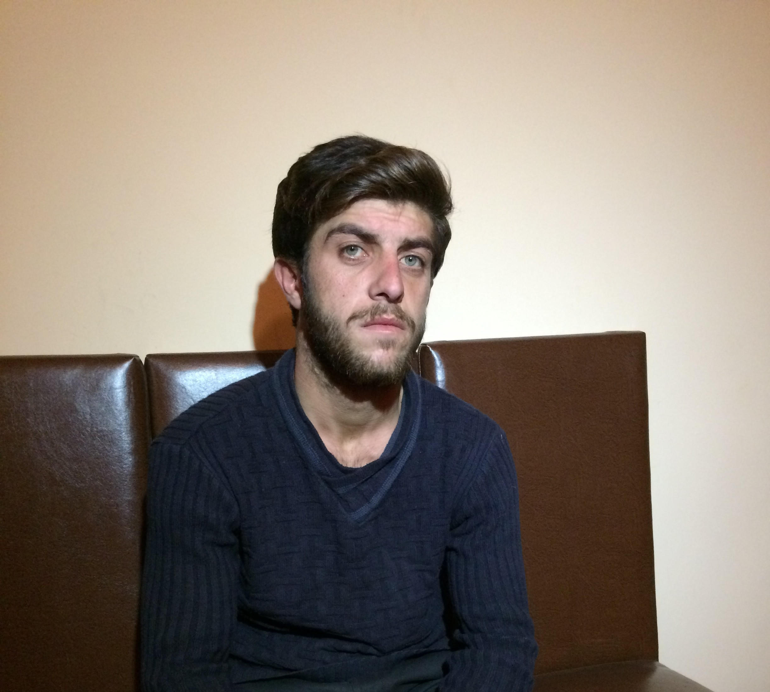 Şəkili qız oğlan tanışı ilə polisi aldatdı -  Rəfiqəsinə görə... (FOTO)