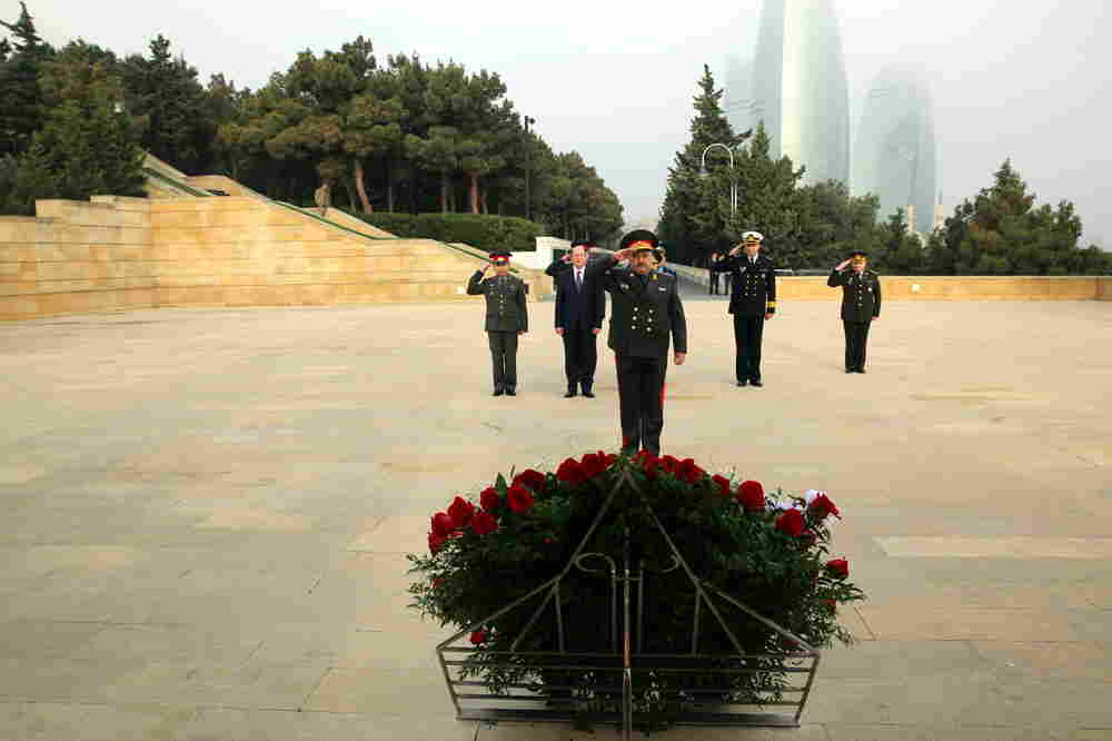 Azərbaycan ilə Özbəkistan arasında ikitərəfli hərbi əməkdaşlıq planı imzalanıb   - VİDEO-FOTO