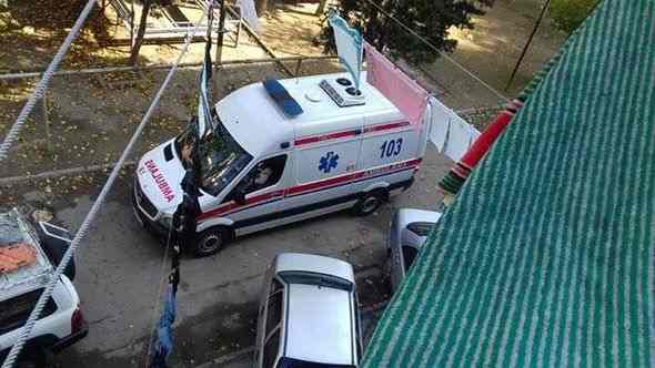 Bakıda pişiyə görə polis və xilasedicilər    AYAÄžA QALXDI(FOTO)