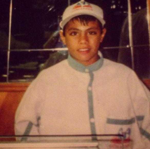 Nüsrətin uşaqlıq   FOTOSU YAYILDI