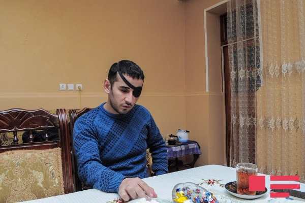 İki gözünü itirən hərbçimiz kömək istəyir -  KÖNÜLLÜ HƏRBİYƏ GEDƏN İLKİN