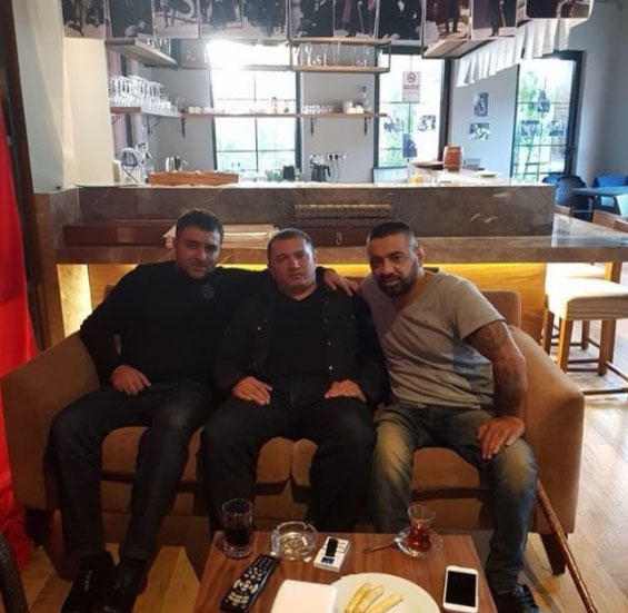 Əməkdar artistin Lotu Qulinin yaxın adamı ilə   FOTOSU YAYILDI