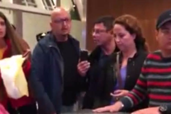 Gömrükçülər vətəndaşları aeroportda qanunsuz yoxlayıb? -  RƏSMİ AÇIQLAMA  - VİDEO 
