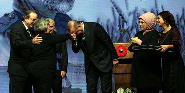 Ərdoğan aktrisanı tənqid etdi: Həddini bilməyən insanlar qarşımıza çıxa bilər