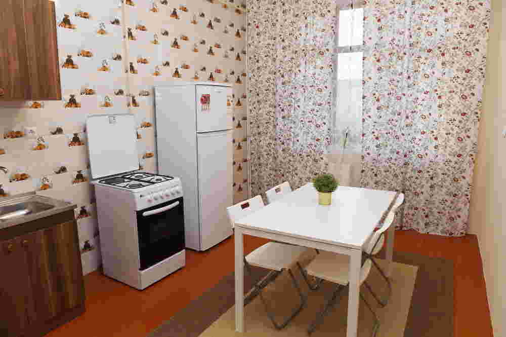 İlham Əliyev məcburi köçkün ailəsinə qonaq getdi  - FOTO