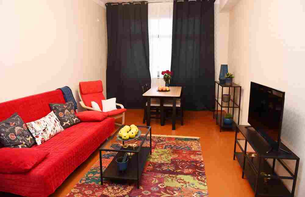 İlham Əliyev məcburi köçkün ailəsinə qonaq getdi  - FOTO