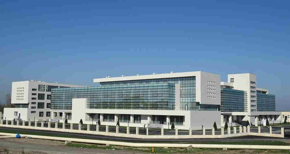 Prezident xəstəxananın açılışında - FOTOLAR