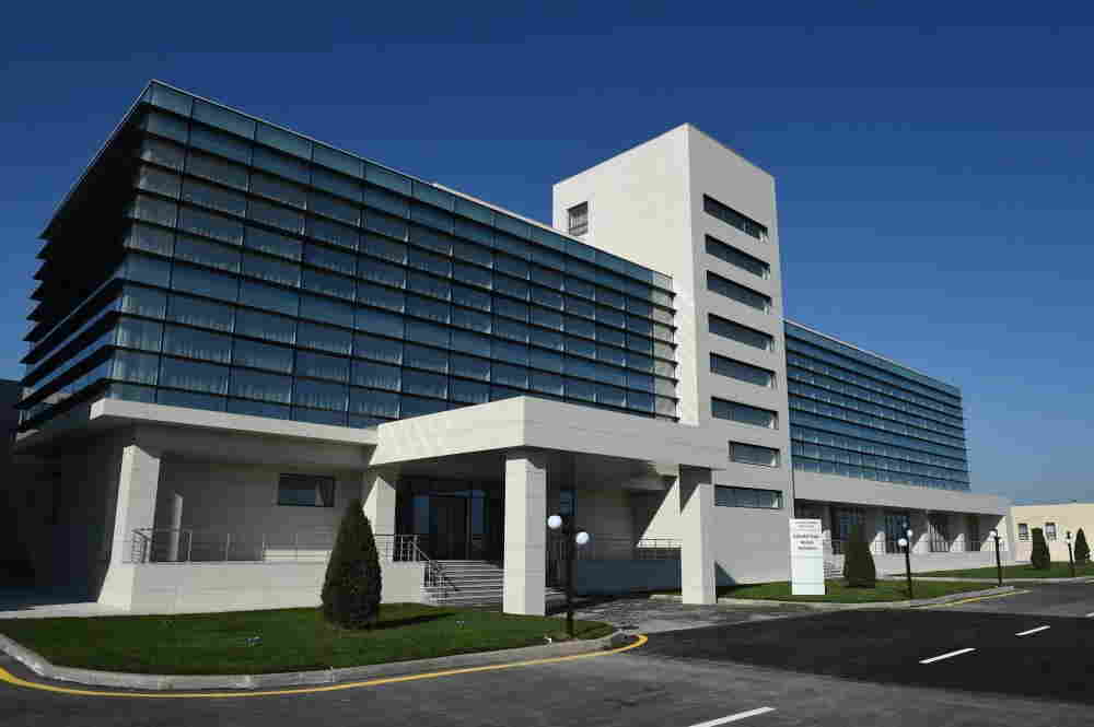 Prezident xəstəxananın açılışında - FOTOLAR