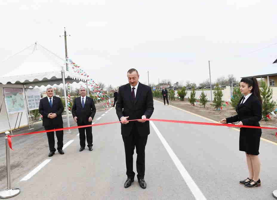 İlham Əliyev yolun açılışın etdi - FOTO