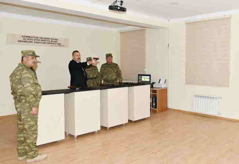 İlham Əliyev nişan alıb, silah çəkdi  - FOTOLAR