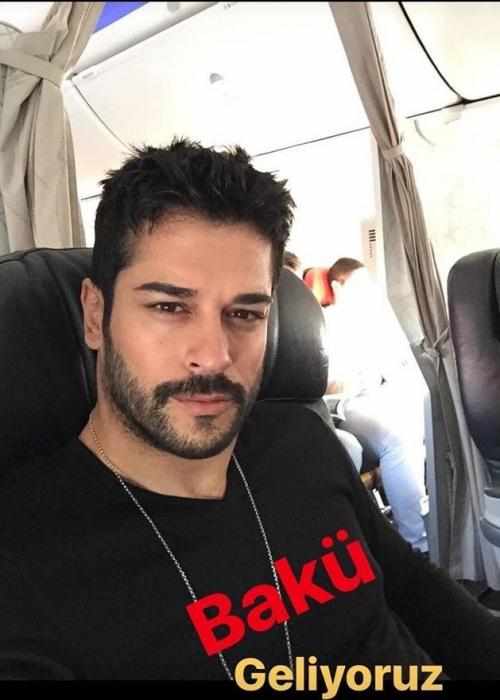 Burak Özçivit  Bakıda - FOTOLAR