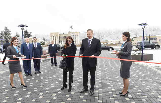 İlham Əliyev və xanımı  Qubada (YENİLƏNİB-FOTO)