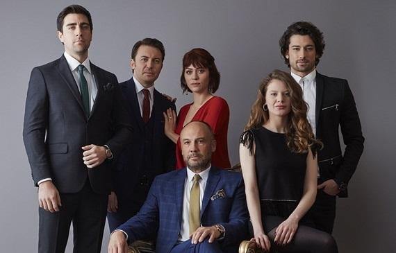 Fazilet hanım ve kızlarının aktyoru boşandı -  FOTOLAR