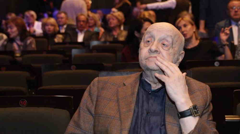 Məşhur aktyor vəfat etdi -  FOTO