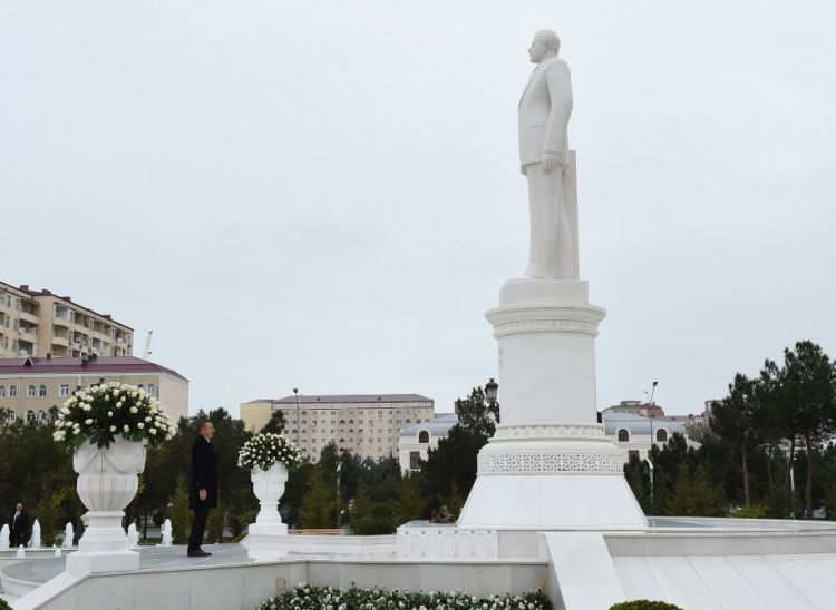 İlham Əliyev   Sumqayıtda (YENİLƏNİB-3-FOTOLAR)